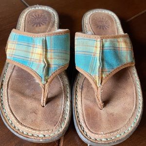 Ugg sandles
